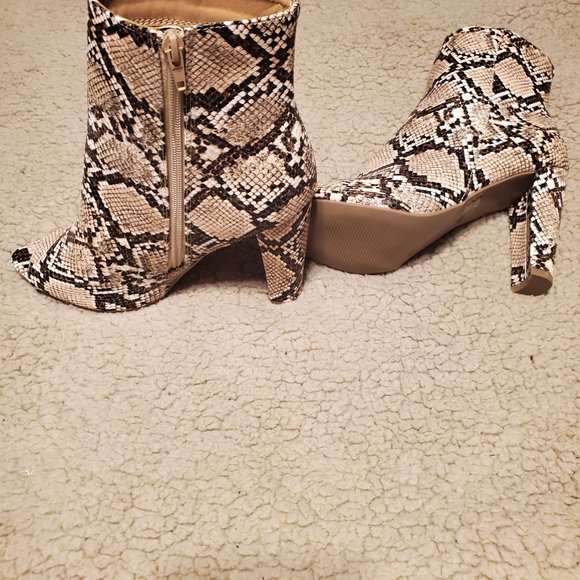 Snakeskin Print  Peep Toe Booties - Picture 3 of 3